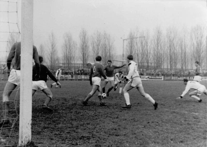 1966-67x
