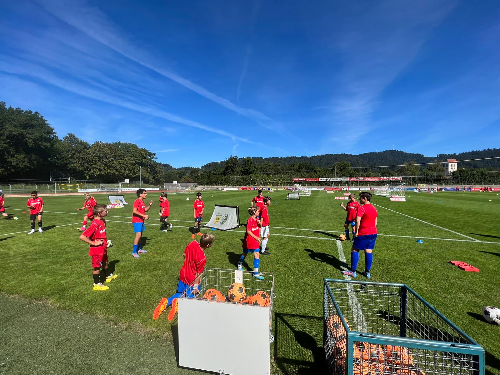 Training in der Freiburger Fußballschule