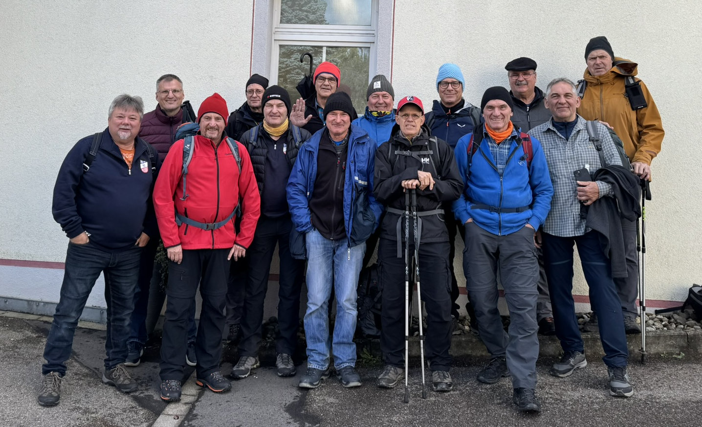 20251027 vfb ah wanderung riedern mannschaft