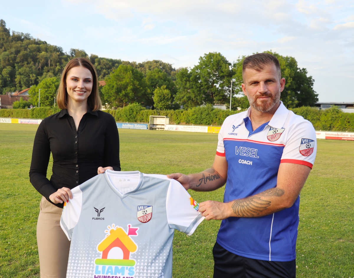 Neue Trikots für den VfB