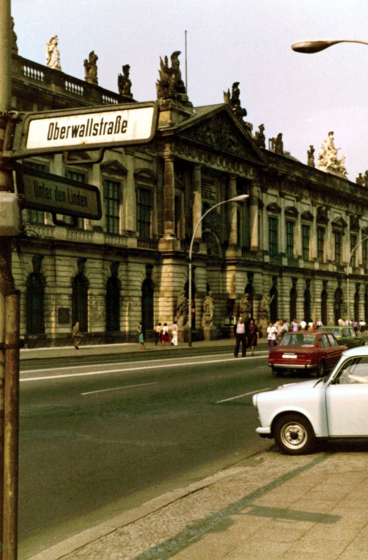 Unter den Linden
