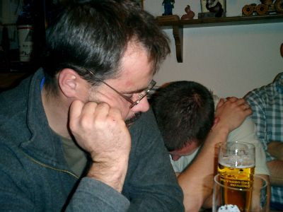 Nach einer langen Wanderung durch die Wutachschlucht
Einige Wandersleut´ sind müde.
