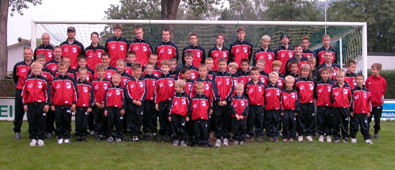 VfB Waldshut - Junioren Gesamt - 2003/04
Bild aufgenommen am 01.10.2003.
