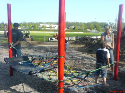 2007-spielplatz07.jpg