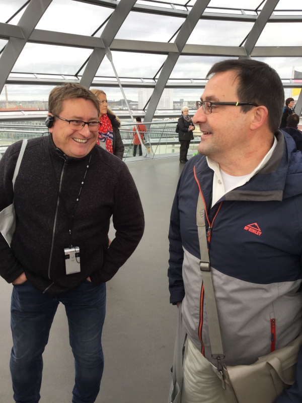 Klaus und Martin in der Glaskuppel
Mit Multimedia durch den Reichstag.

