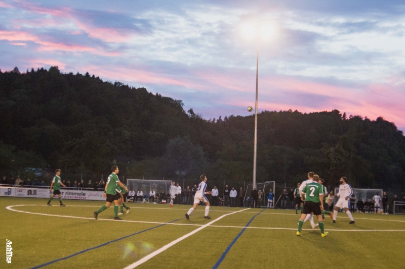 VFB_Waldshut_vs__SG_Mettingen-Krenkingen-3-0_am_7_10_2017-18.jpg