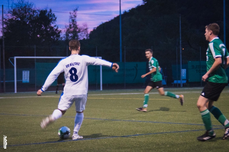VFB_Waldshut_vs__SG_Mettingen-Krenkingen-3-0_am_7_10_2017-19.jpg
