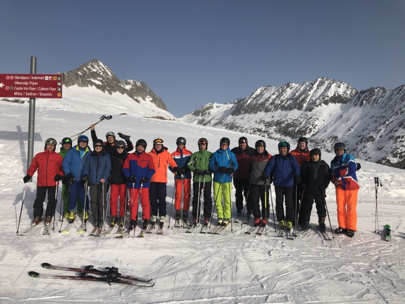 Von links: Manfred Henze, Christian Rotzinger, Norbert Bachmann, Hubert Widmann, Reiseleiter Stefan Rimmele, Peter Spiegelhalter, Achim Fischer, Klaus Maier, Uwe Hermle, Stefan Brauner, Jürgen Thomann, Martin Stoll, Ulrich Rotzinger, Michael Rotzinger, Martin Ruppelt, Petrit Merdita, Werner Gilio. Nicht auf dem Bild: Ingo Siefermann, Uwe Bartram, Michael Münch und Martin Weinkötz.
